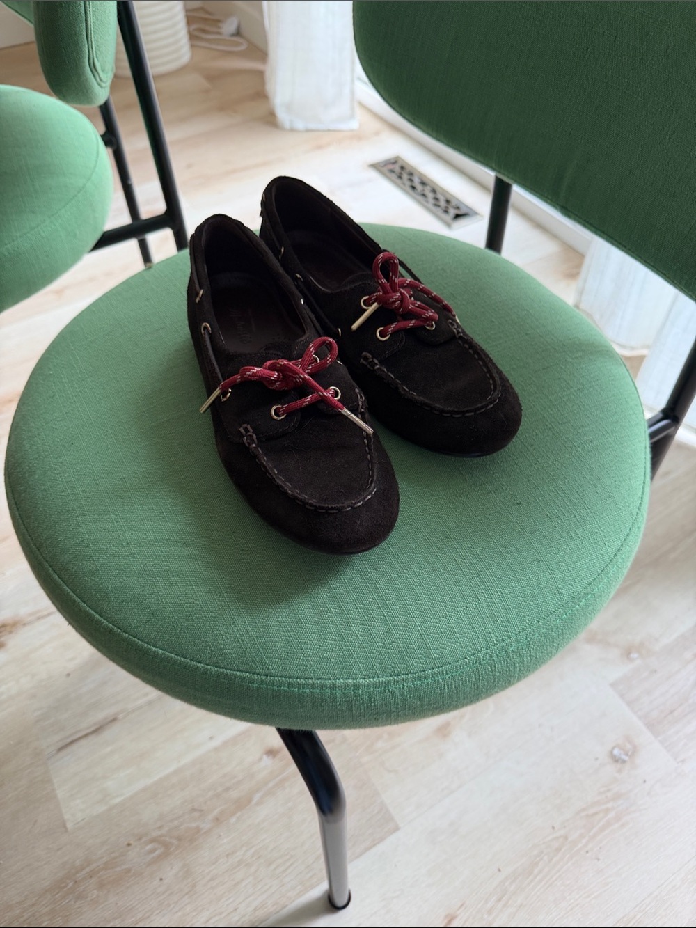 Madewell brown suede Boat Shoes with Red Laces 6.5